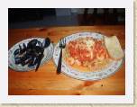 11Aug05 - Nay Dinner 001 * 2272 x 1704 * (858KB)